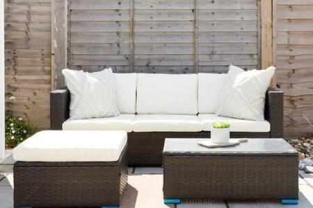Charming Bolthole 400M To Beach Earnley Exterior foto